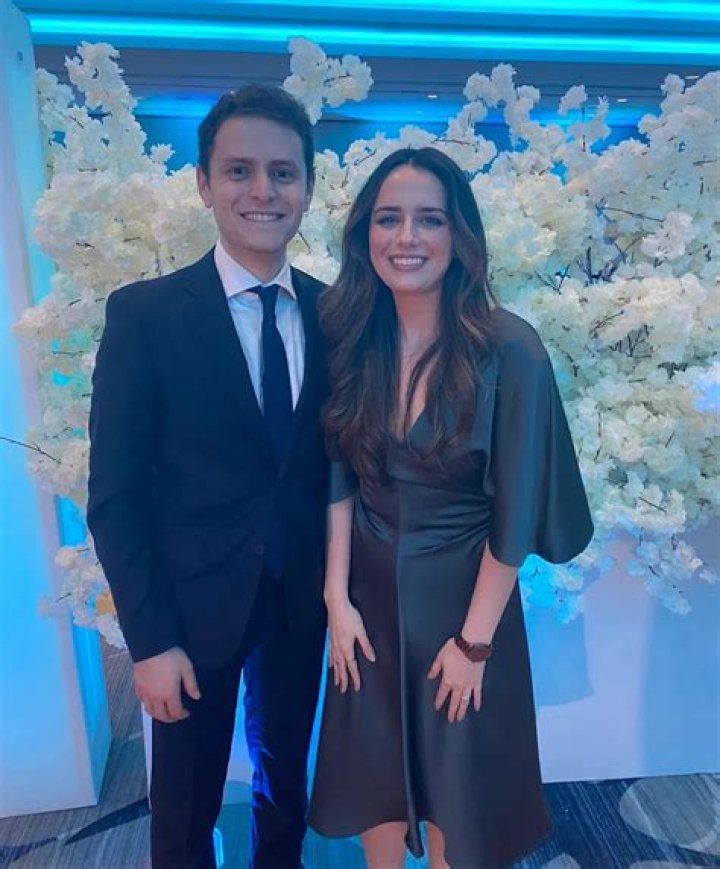Aaron Parnas: The Voice Shaping Political News on TikTok
