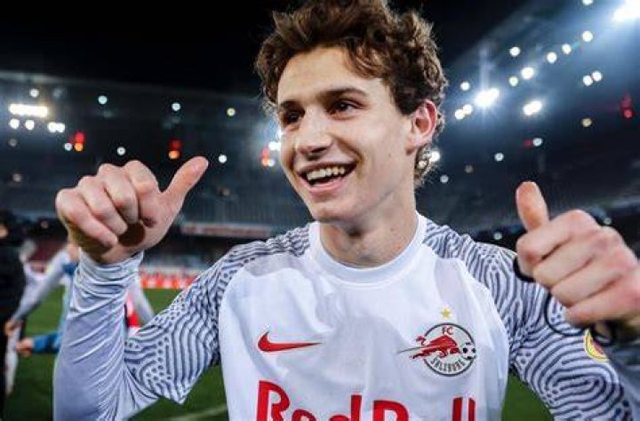 Brenden Aaronson: Bio, FIFA, & Salary [2023 Update]