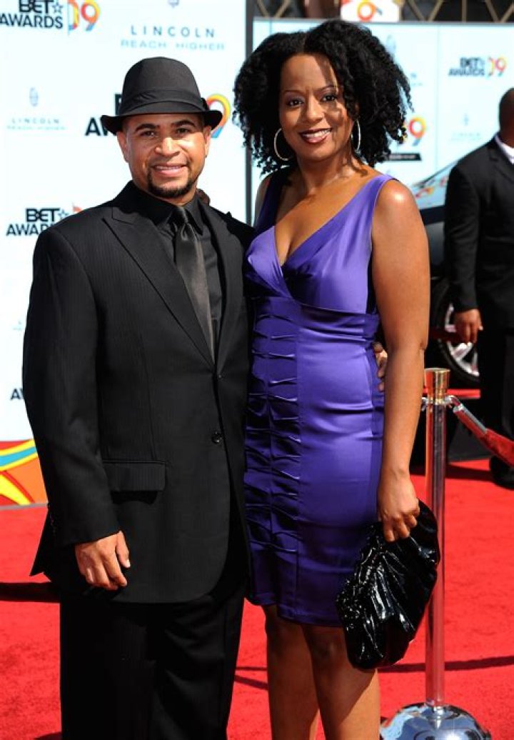 Darryl Bell Tempestt Bledsoe: Their Enduring Connection and a Name's Rich History