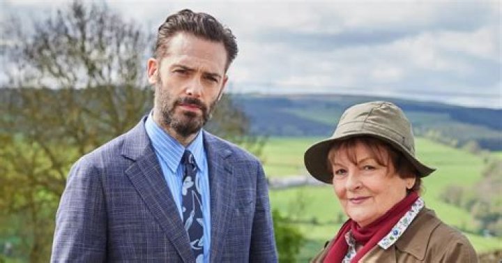 David Leon: Exploring the Actor's Dynamic Career and Return to Vera