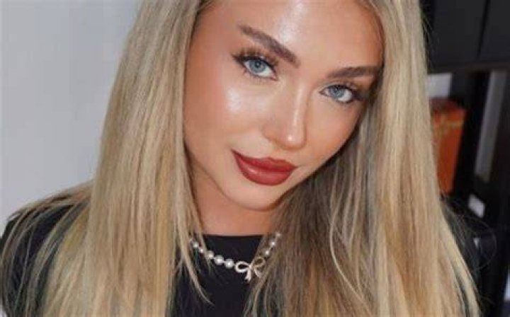 Exploring the Buzz Around Moore OnlyFans and Online Content Creators