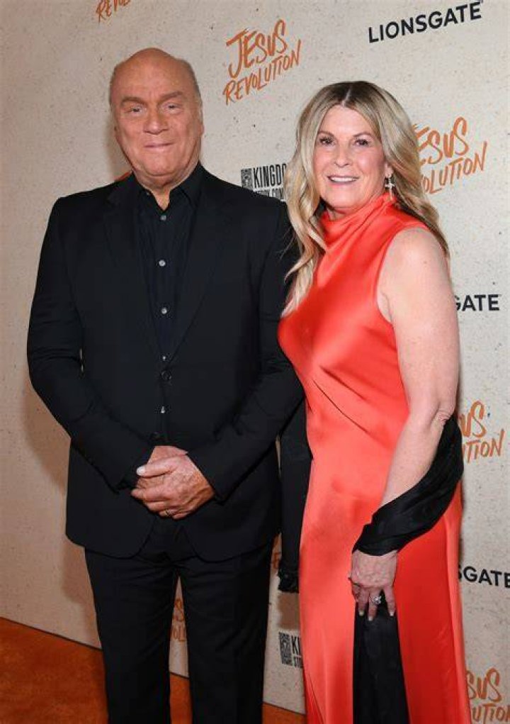 Fame | Cathe Laurie net worth and salary income estimation Jan, 2024