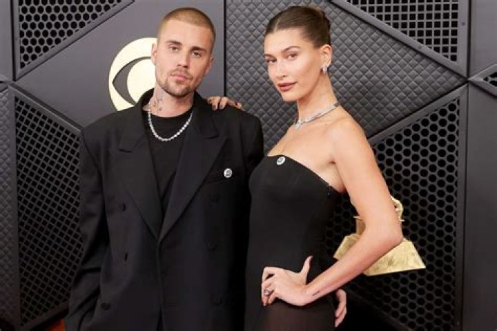 Kendall Jenner Feels Up Justin Bieber in New Vogue Photo