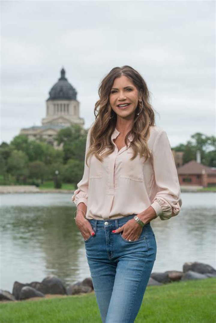 Kristi Noem Hot: Exploring Her Public Image and Evolving Style
