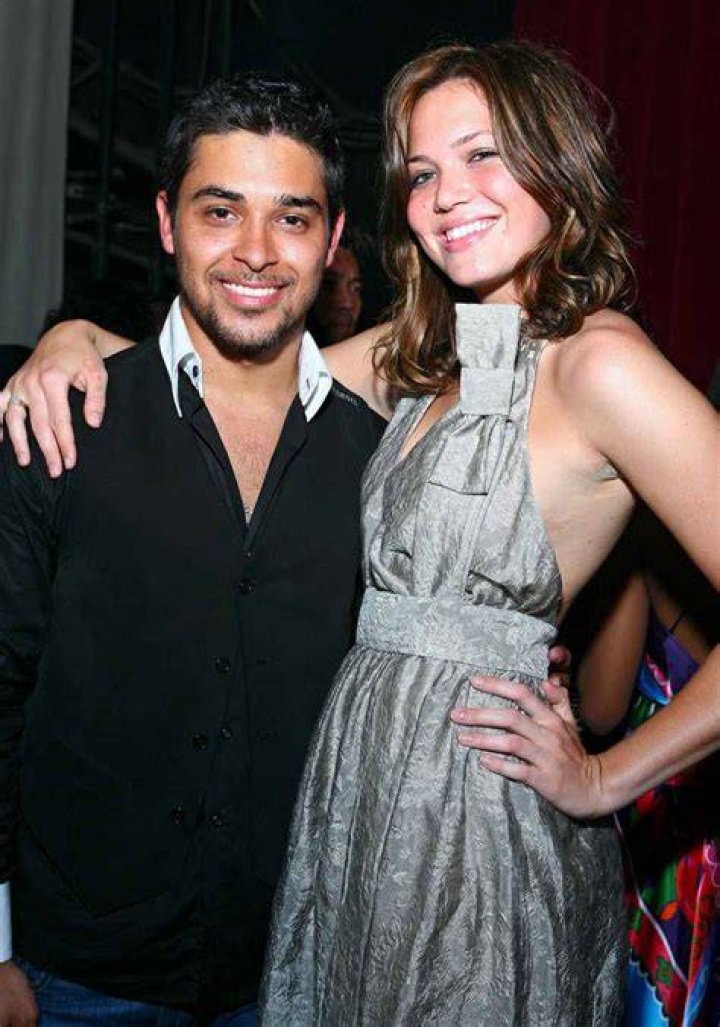 Mandy Moore Enlists Ex Wilmer Valderrama for 'In Real Life' Music Video