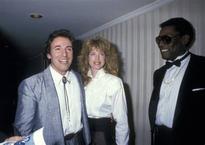 Married To Bruce Springsteen For 4 Years, Find Our Where Is Julianne Phillips Now