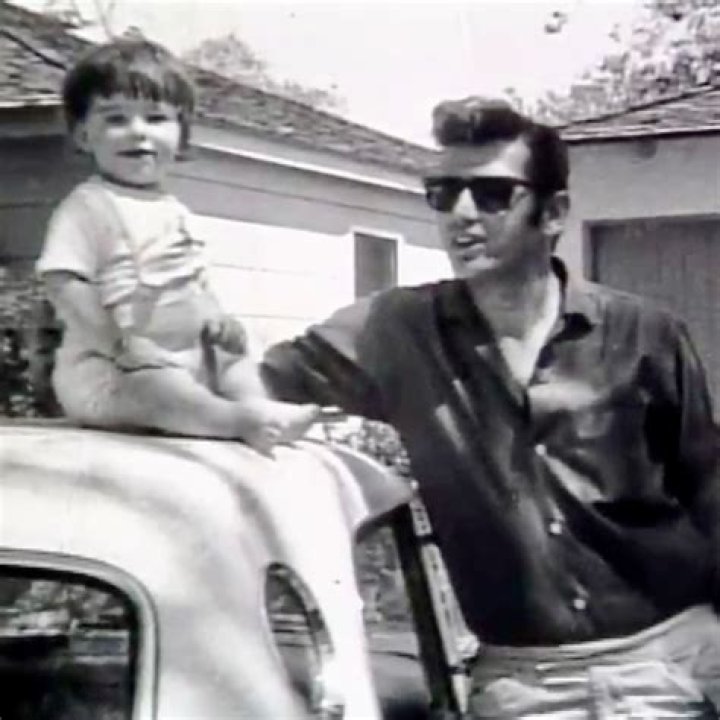 Meet Tony Robbins Parents Nikki Robbins And