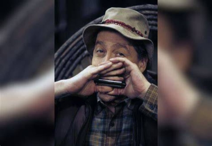 Remembering Earl Hindman: The Beloved Neighbor Who Always Knew Just What to Say