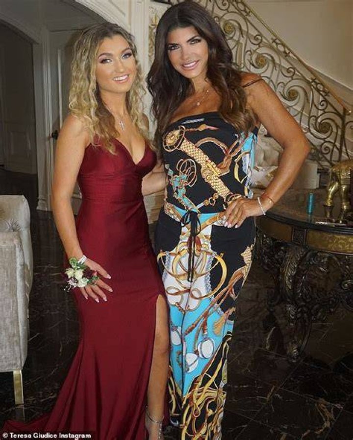 RHONJ's Teresa Giudice's daughter Gabriella, 17, shows off stunning emerald prom dress as fans gush