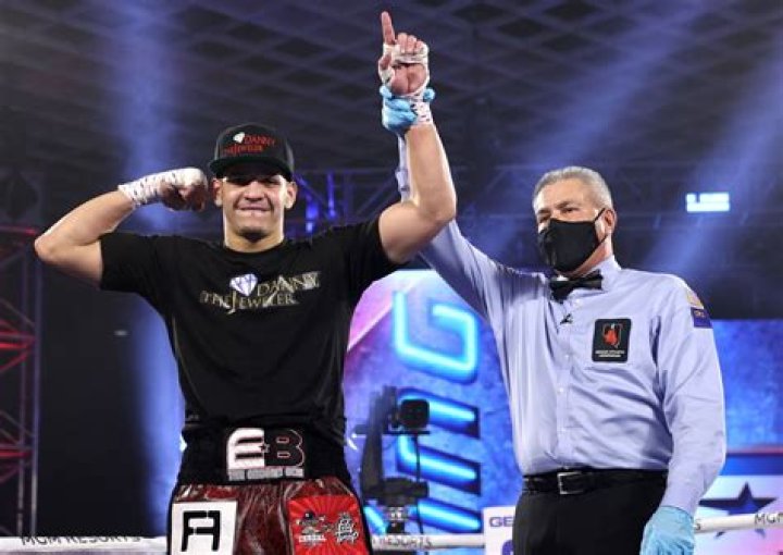 Unpacking Edgar Berlanga's Financial Journey: What Shapes Berlanga Net Worth