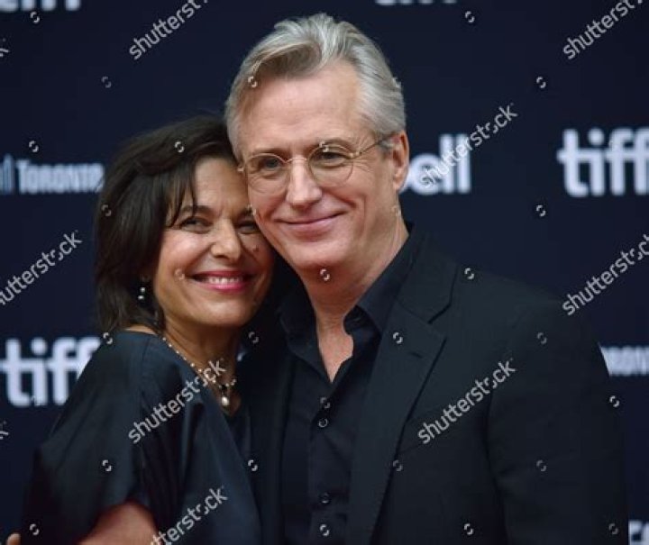 Unveiling The Life And Legacy Of Linus Roache's Enigmatic Wife