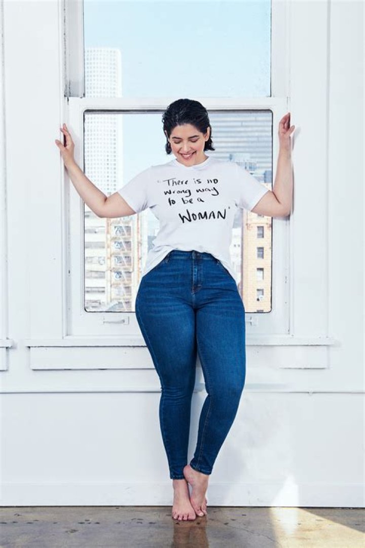 Who Is Denise Bidot? 5 Things To Know About The Plus-Size Model Hollywood Life