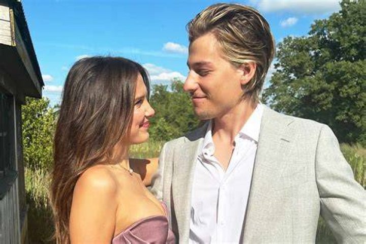 Who is Jake Sherbrooke Dating Now